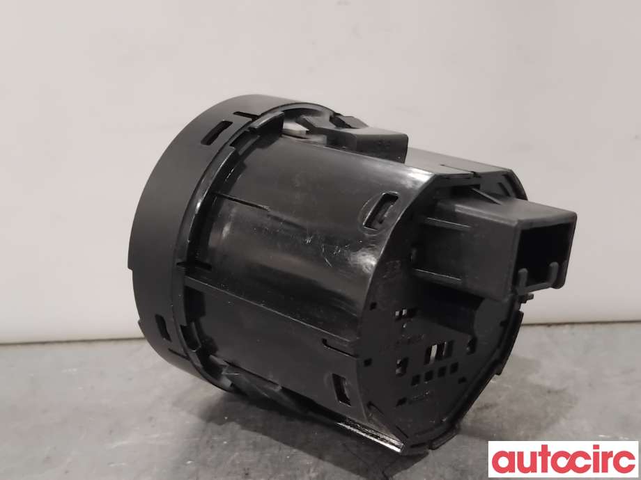 Bryter diverse til Toyota Hilux 2020-->>  (TOYOTA|842230K010|)