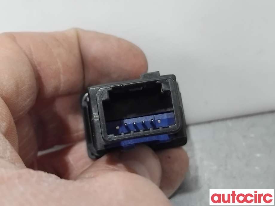 Bryter diverse til Toyota Hilux 2020-->>  (TOYOTA|842700K050|)