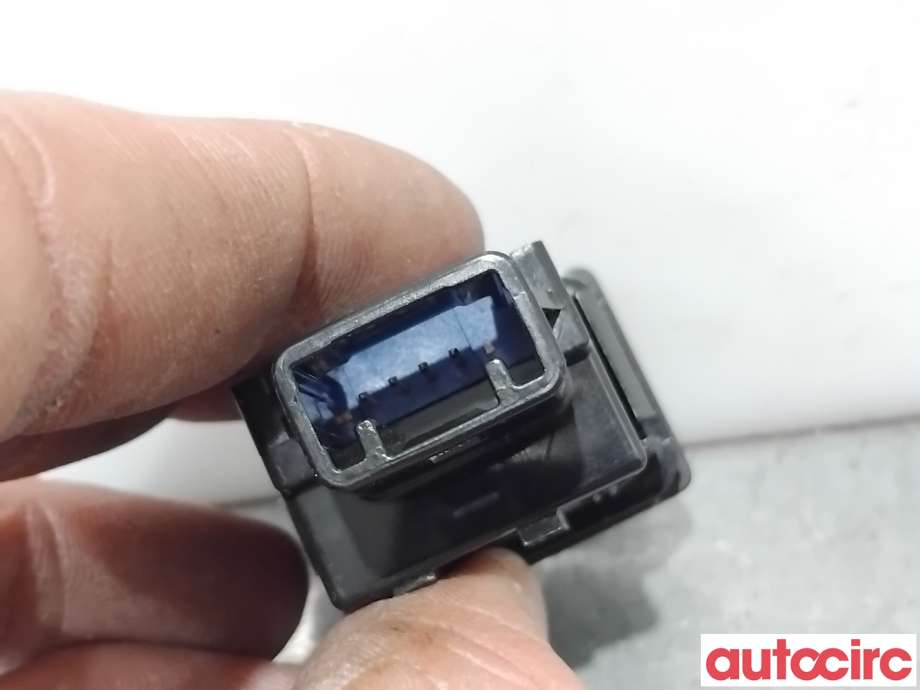 Bryter diverse til Toyota Hilux 2020-->>  (TOYOTA|849880K080|)