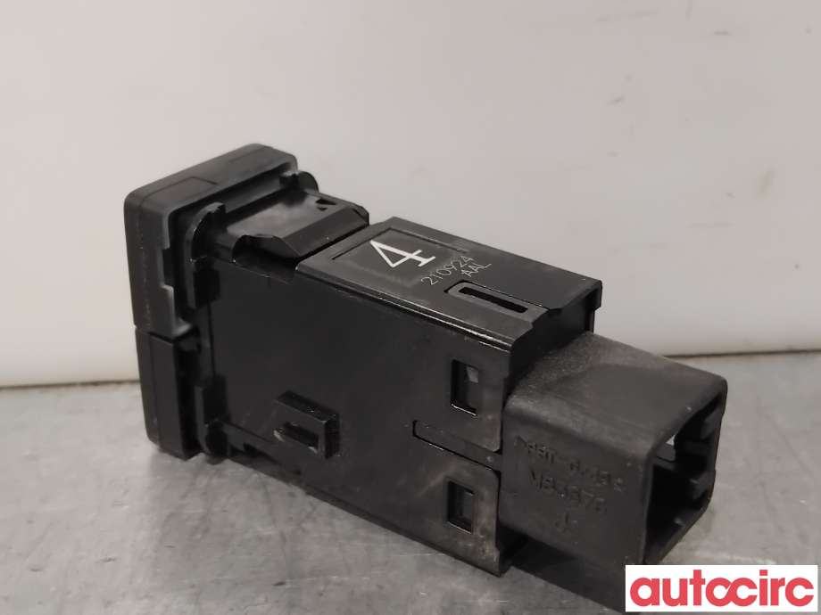 Bryter diverse til Toyota Hilux 2020-->>  (TOYOTA|849700K260|)