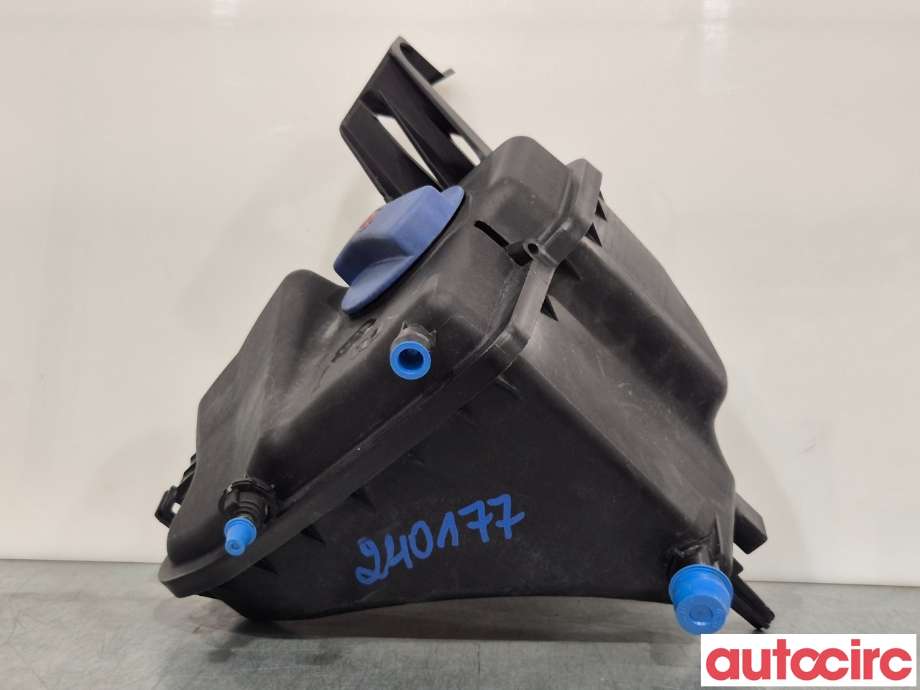 Ekspansjonstank til Audi A5 2007-2016 (Type I) (AUDI|8T0121405|)