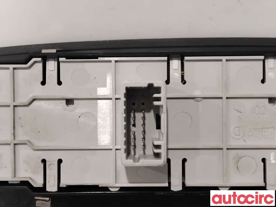Bryter ruteheis til Renault Laguna 2011-2014 Type III, Fase 2  (RENAULT|809610006R|)