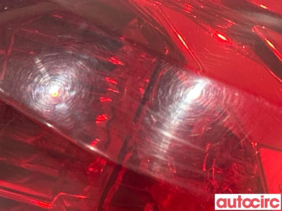 Baklykt høyre til Toyota Auris 2013-2015 (Type II, Fase 1)  (TOYOTA|8155102710)