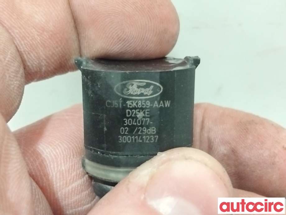 Parkeringssensor bak til Ford Kuga 2013-2019  (FORD|2489130|304077|CJ5T-15K859-AAW)