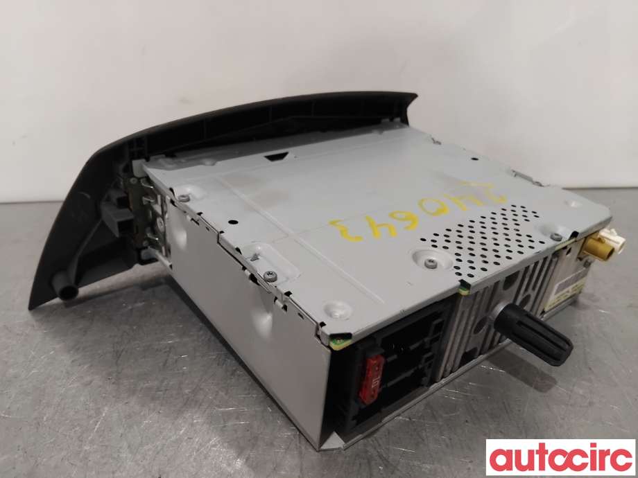 Bilstereo navigasjon til Renault Laguna 2011-2014 Type III, Fase 2  (RENAULT|281155676R|7649165391|281152237R)