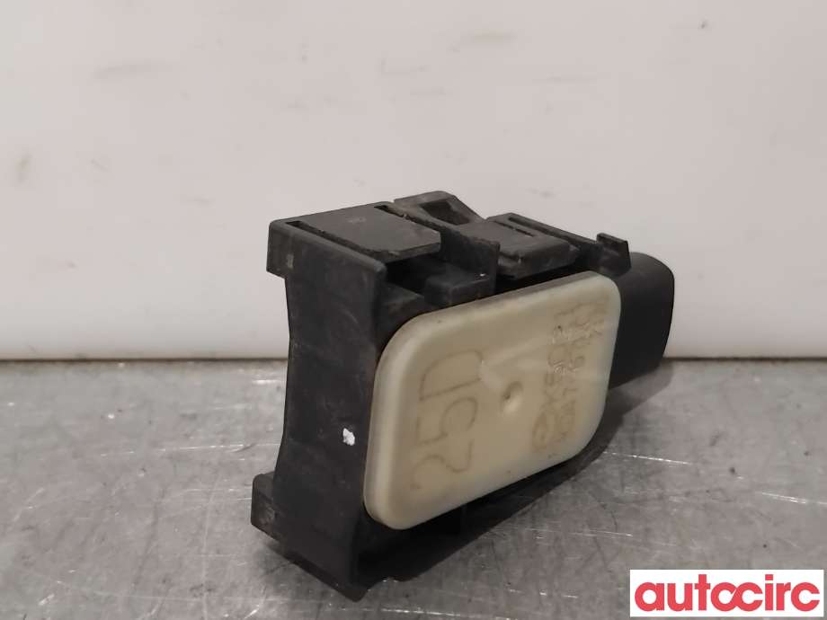 Parkeringssensor foran til Mazda 6 2013-2015 (Type III, Fase 1)  (MAZDA|KD47-67-UC1||KD47-67UC1)