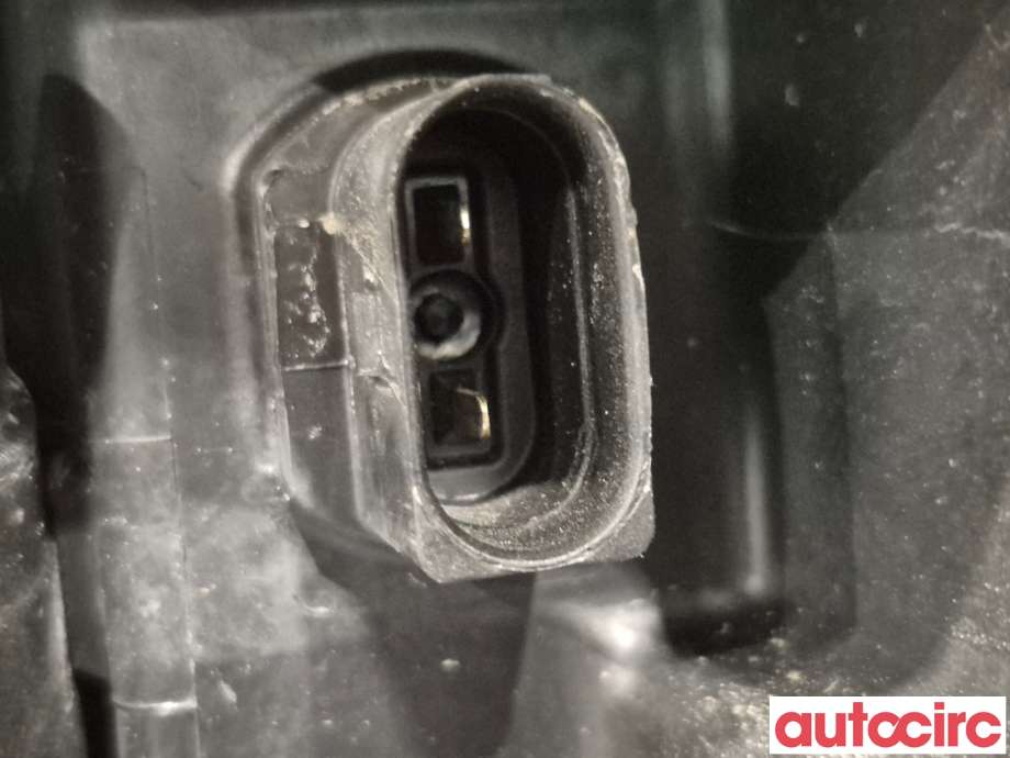 Spylertank til Toyota Auris 2015-2019 (Type II, Fase 2)  (TOYOTA|8535502200|)