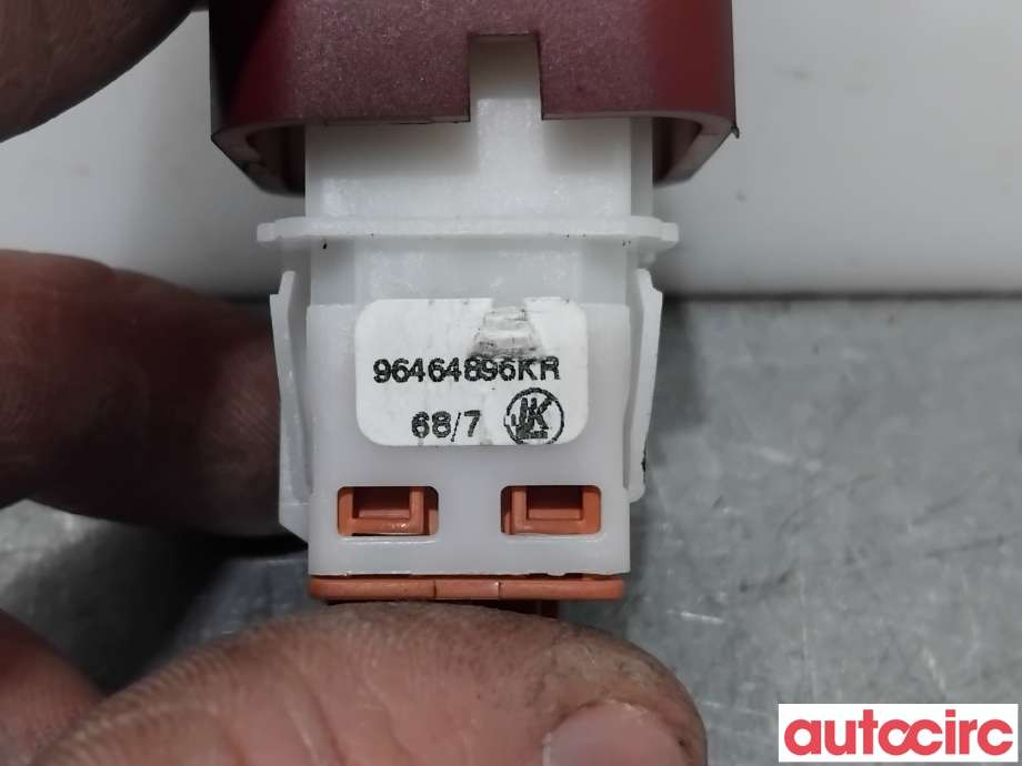 Bryter nødblink til Peugeot 407 2004-2010 (PEUGEOT|6554EA||96464896KR)