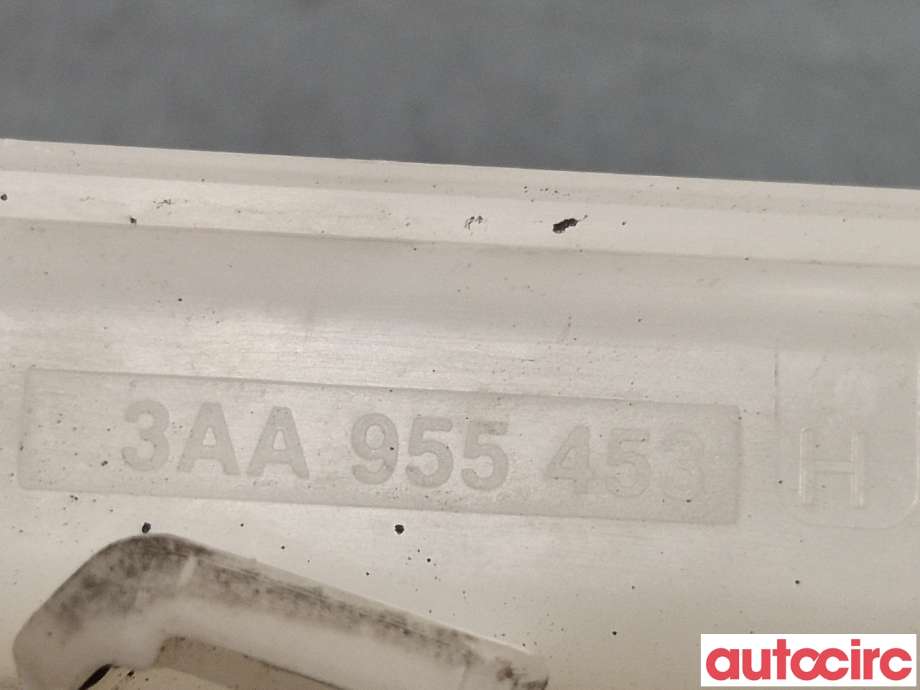 Spylertank til VW Passat 2011-2015 (B7) (B7) (VOLKSWAGEN|3AA955453H|)