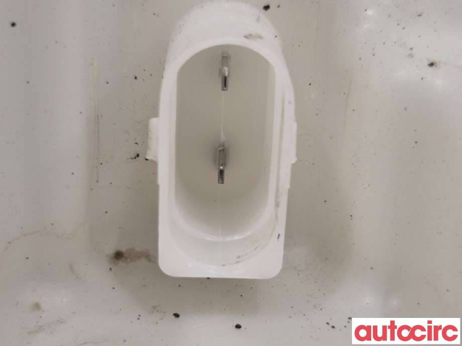 Spylertank til VW Passat 2011-2015 (B7) (B7) (VOLKSWAGEN|3AA955453J|)