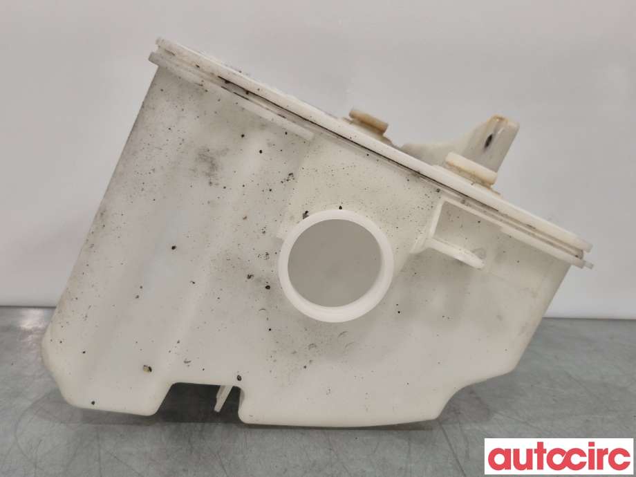 Spylertank til VW Passat 2011-2015 (B7) (B7) (VOLKSWAGEN|3AA955453J|)