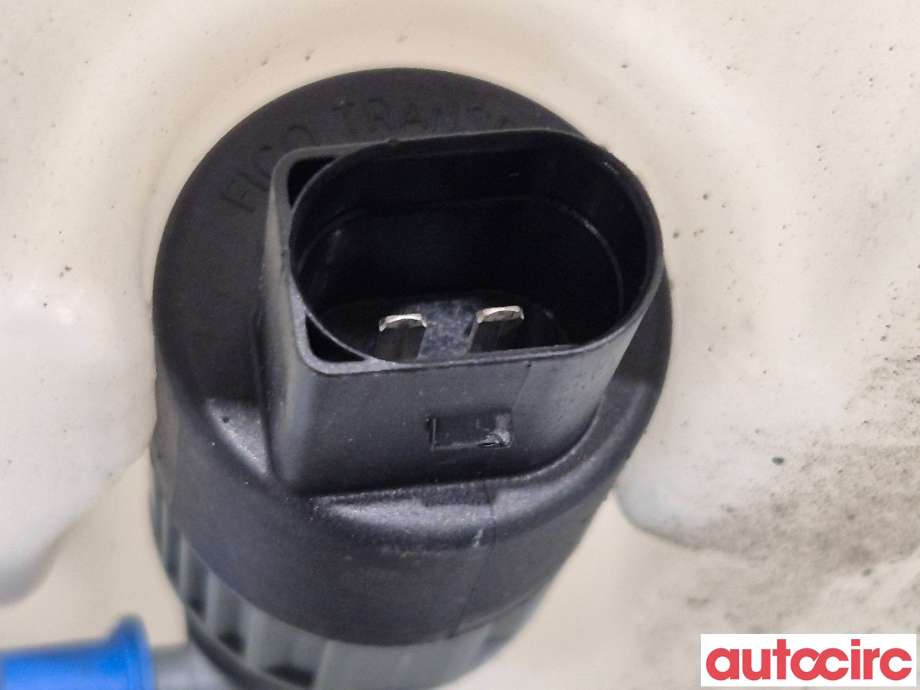 Spylertank til Nissan Qashqai 2010-2014 (Type I, Fase 2)  (NISSAN|28910JD000|)