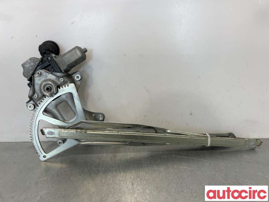Ruteheis venstre foran til Subaru Trezia 2011-2013  (8572052160|062020-2082|85720-52160)