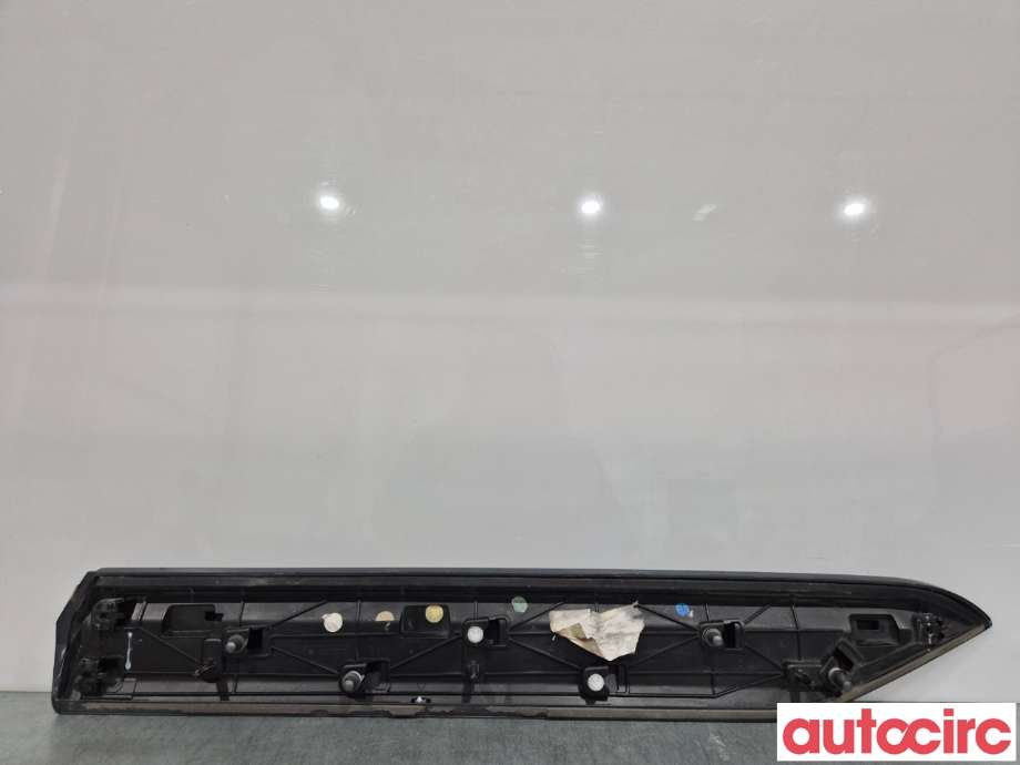 Lister til Škoda Superb 2015-->> (Type III)  (SKODA|3V0854949E)
