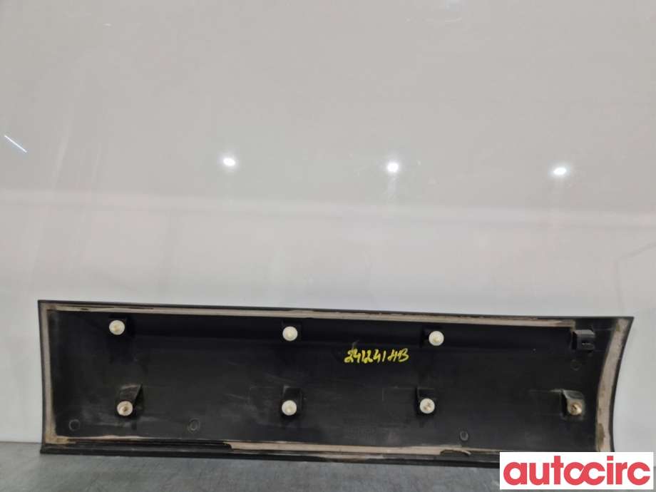 Lister til Nissan Qashqai 2010-2014 (Type I, Fase 2)  (NISSAN|82870BR11B||82870BR11A)