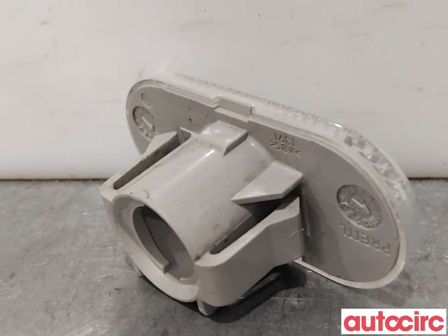 Blinklykt side høyre til Renault Kangoo 2008-2021 (Type II) (RENAULT|8200257684|)