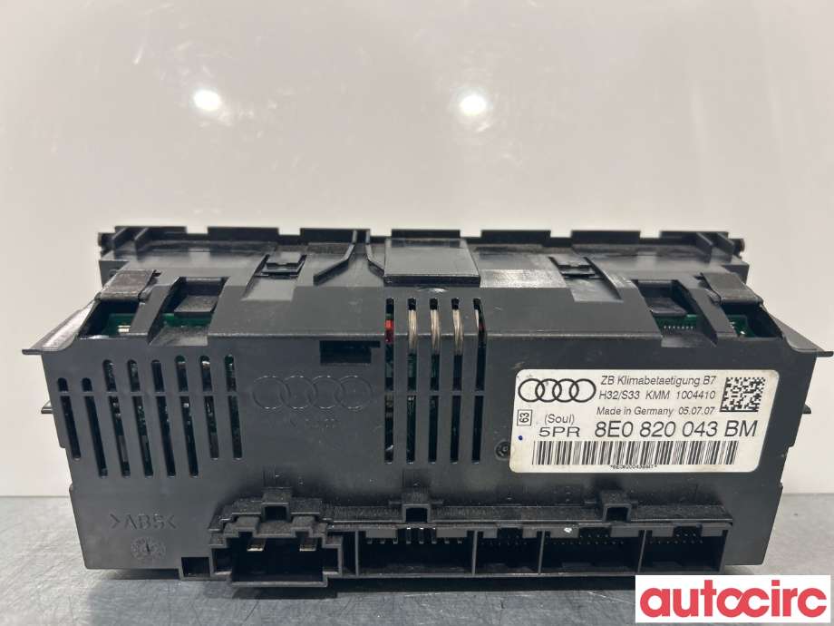 Varmeapparat betjening til Audi A4 2004-2008 (Type III) (B7) (B7) (AUDI|8E0820043BM)