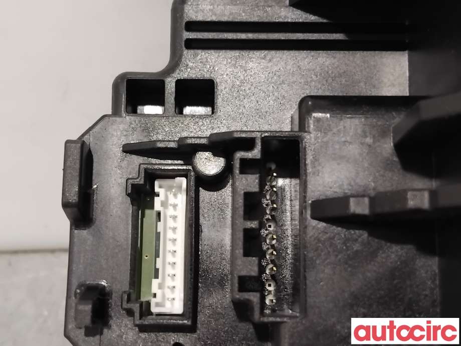 Bryter combi til Volvo XC60 2008-2013 (Type I, Fase 1)  (VOLVO|31376705||31334644)