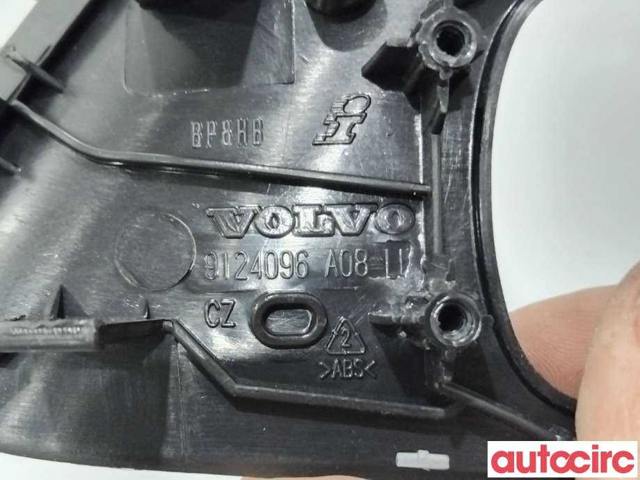 Diverse deler til Volvo XC60 2008-2013 (Type I, Fase 1)  (VOLVO|39823327||9124096)