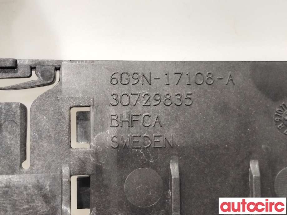 Diverse deler til Volvo XC60 2008-2013 (Type I, Fase 1) (VOLVO|30729835|6G9N-17108-A)