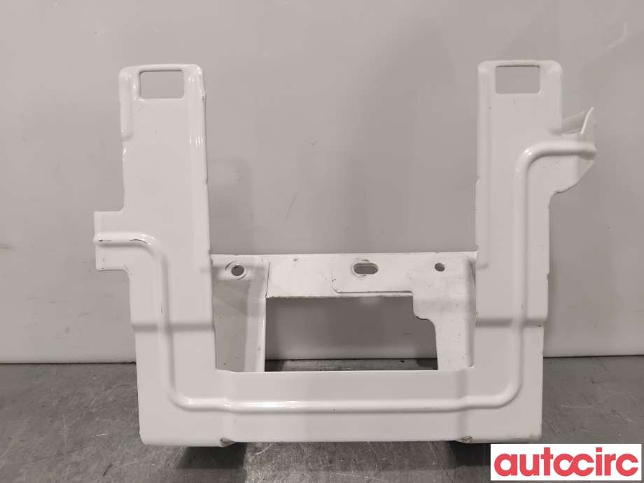 Diverse deler til Volvo XC60 2008-2013 (Type I, Fase 1)  (VOLVO|30774930|6G9N-12A692-A)