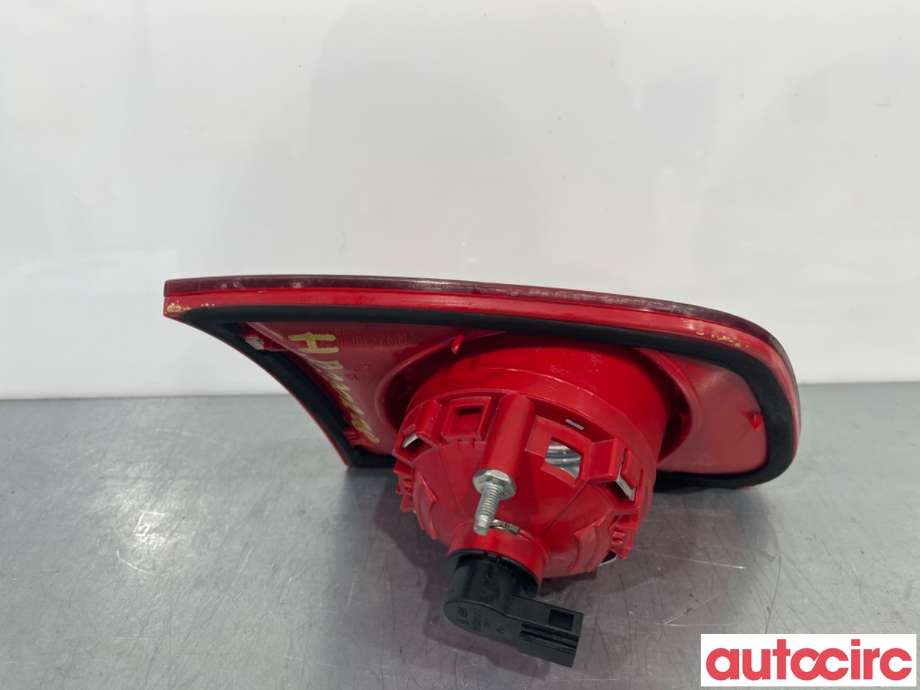 Baklykt høyre indre til VW Passat 2005-2010 (B6) (B6) (VOLKSWAGEN|3C9945094|)