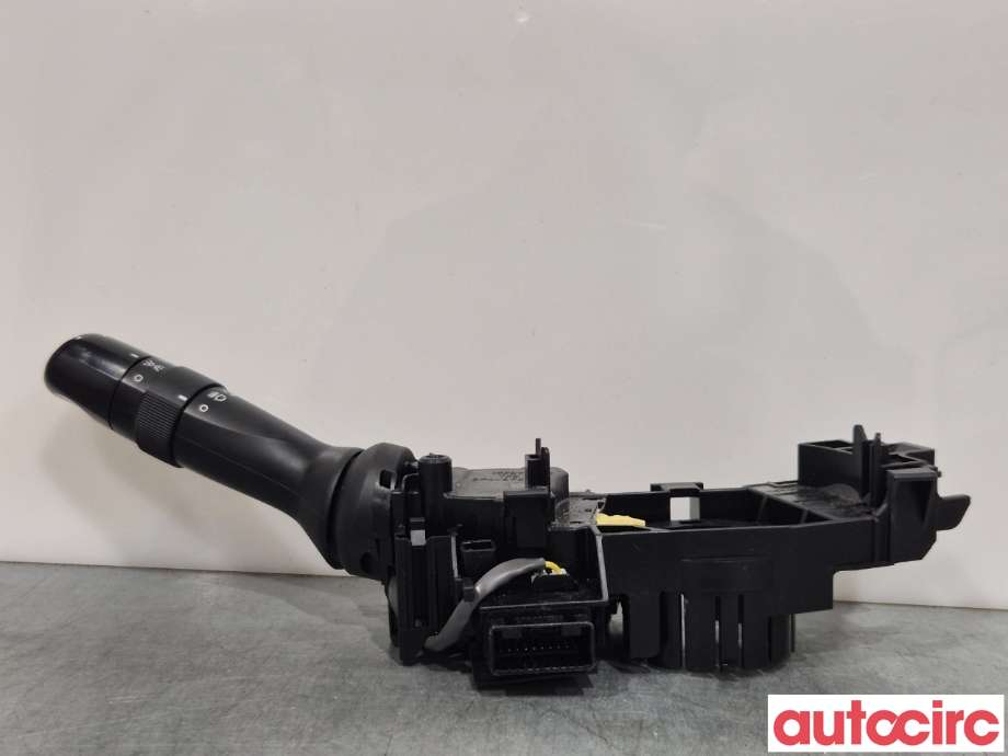 Bryter blink til Toyota Avensis 2009-2015 (Type III, Fase 1)  (TOYOTA|8414005200|)
