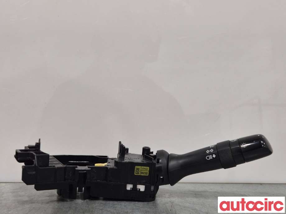 Bryter blink til Toyota Avensis 2009-2015 (Type III, Fase 1)  (TOYOTA|8414005200|)