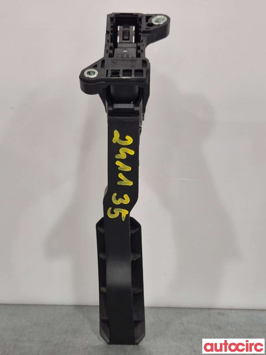 Pedal gass/brems/clutch til Toyota Avensis 2009-2015 (Type III, Fase 1)  (TOYOTA|7811002022||7811002021)