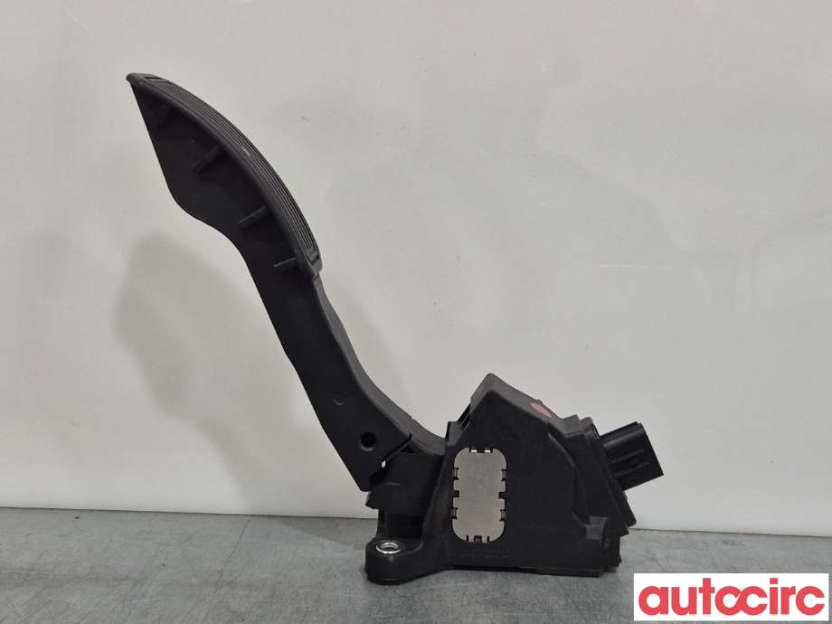 Pedal gass/brems/clutch til Toyota Avensis 2009-2015 (Type III, Fase 1)  (TOYOTA|7811002022||7811002021)