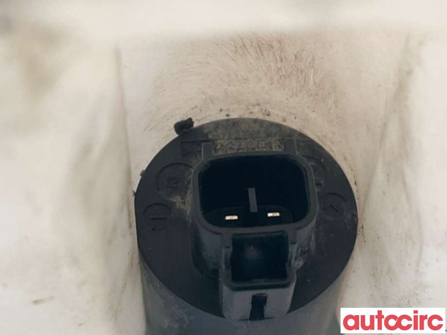 Spylertank til Toyota Avensis 2009-2015 (Type III, Fase 1)  (TOYOTA|8535505070||85350-05090)