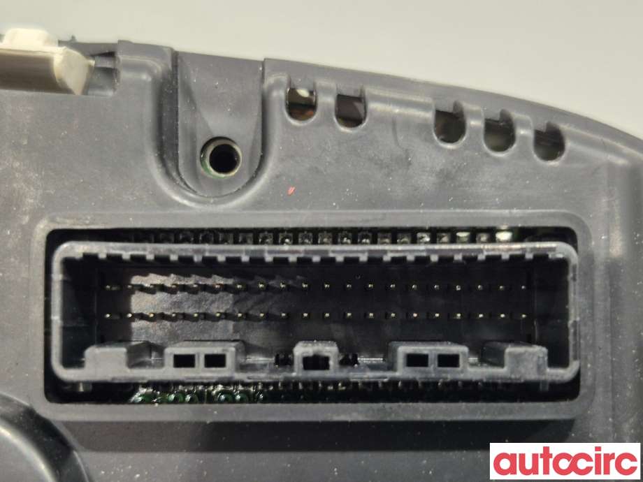 Instrumentpanel til Nissan Qashqai 2010-2014 (Type I, Fase 2)  (NISSAN|24810BR52B)