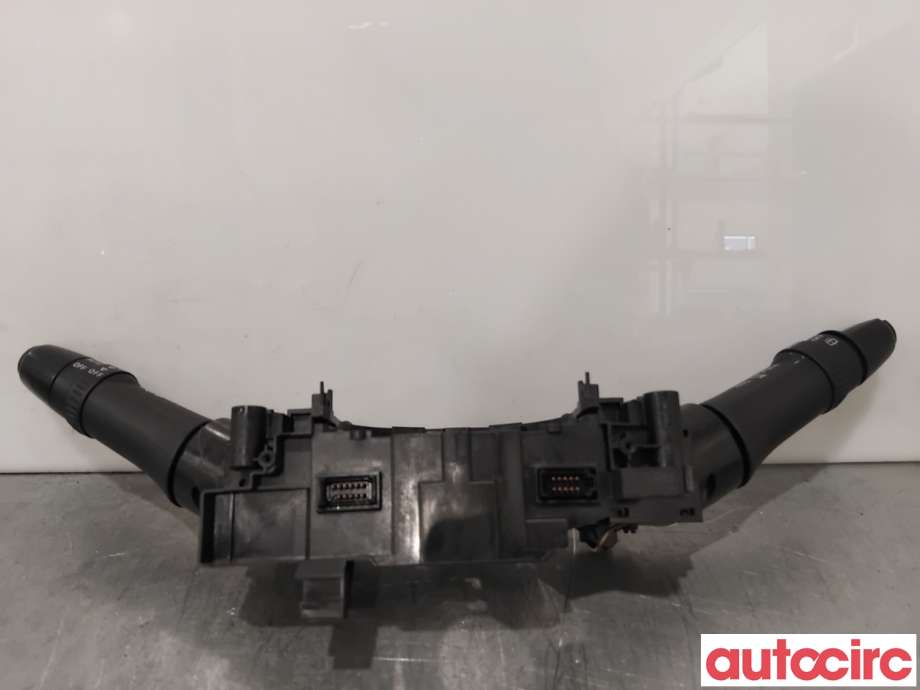 Bryter combi til Mitsubishi Outlander 2015-->> (Type III, Fase 2)  (MITSUBISHI|8600A749||8617A536)