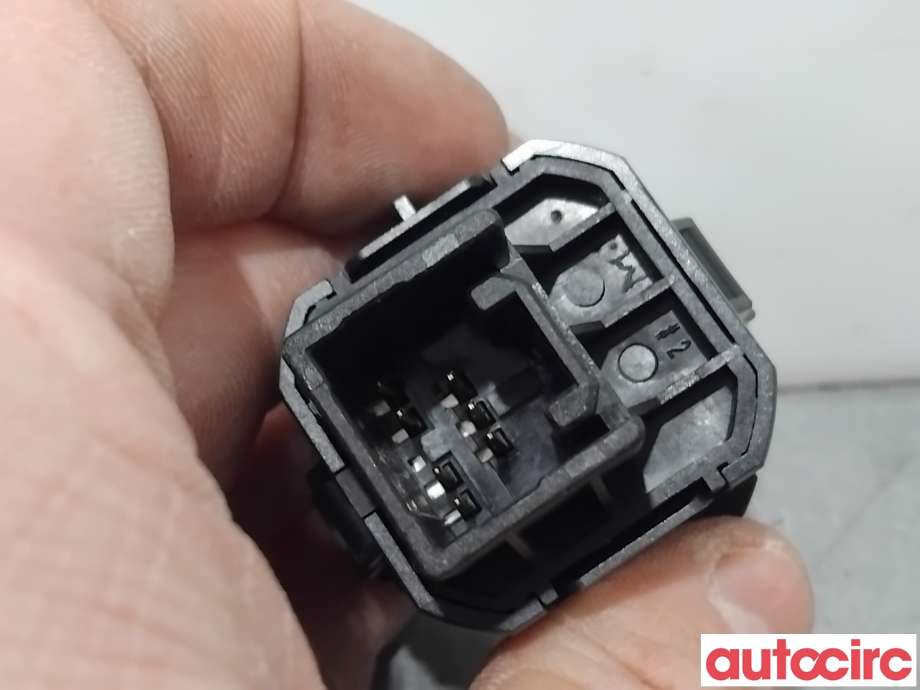 Bryter start/stopp til Mitsubishi Outlander 2015-->> (Type III, Fase 2)  (MITSUBISHI|8610A133|)