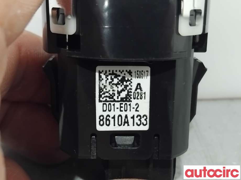 Bryter start/stopp til Mitsubishi Outlander 2015-->> (Type III, Fase 2)  (MITSUBISHI|8610A133|)