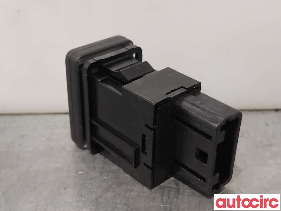 Bryter diverse til Mitsubishi Outlander 2015-->> (Type III, Fase 2)  (MITSUBISHI|8610A218|)