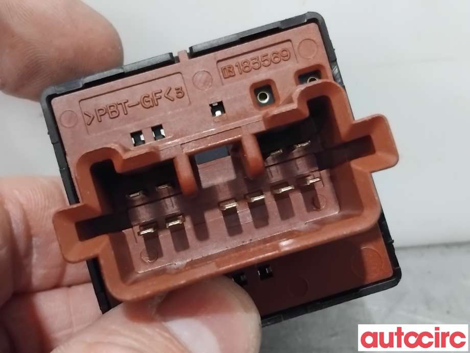 Bryter speil til Mitsubishi Outlander 2015-->> (Type III, Fase 2)  (MITSUBISHI|MR951187|)