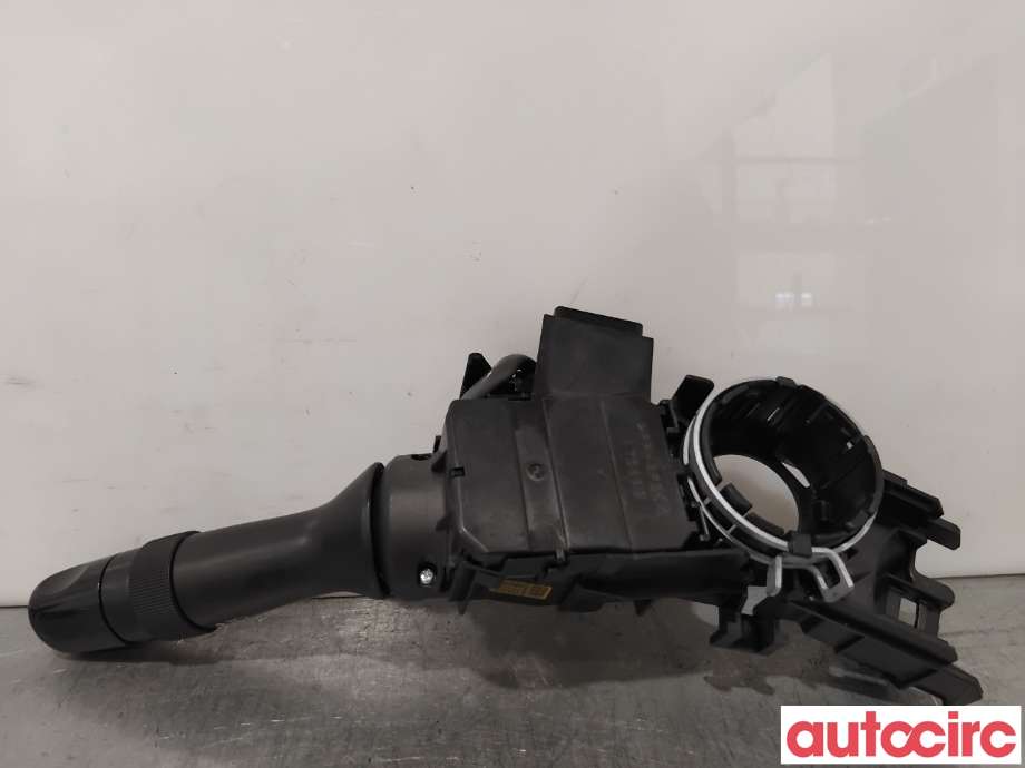 Bryter blink til Toyota Avensis 2009-2015 (Type III, Fase 1)  (TOYOTA|8414005200|)