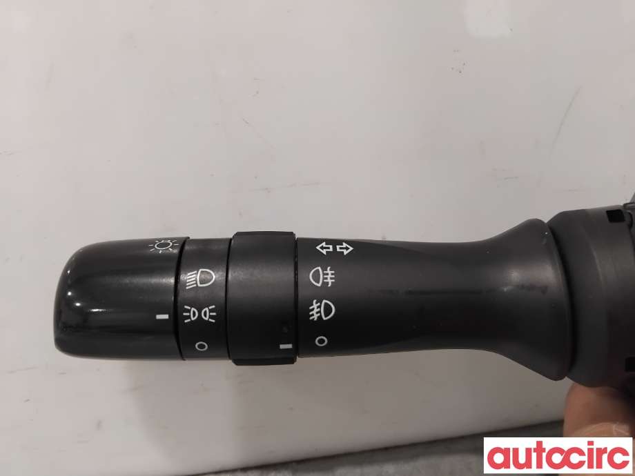 Bryter blink til Toyota Avensis 2009-2015 (Type III, Fase 1)  (TOYOTA|8414005200|)