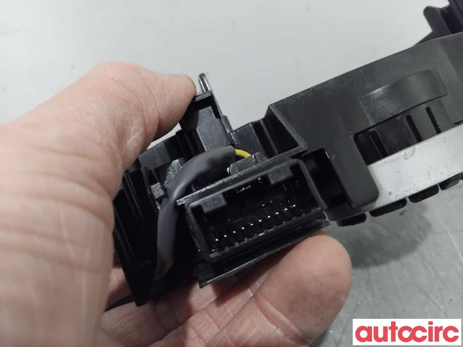 Bryter blink til Toyota Avensis 2009-2015 (Type III, Fase 1)  (TOYOTA|8414005200|)