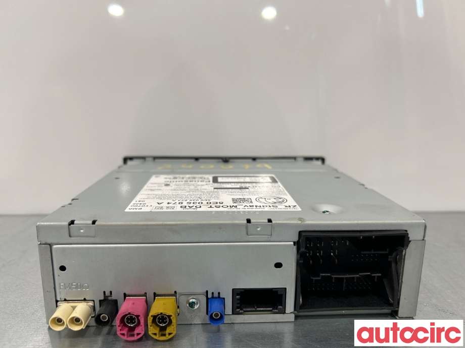 Bilstereo diverse til Škoda Octavia 2013-2016 (Type III, Fase 1)  (SKODA|5E0035874A)