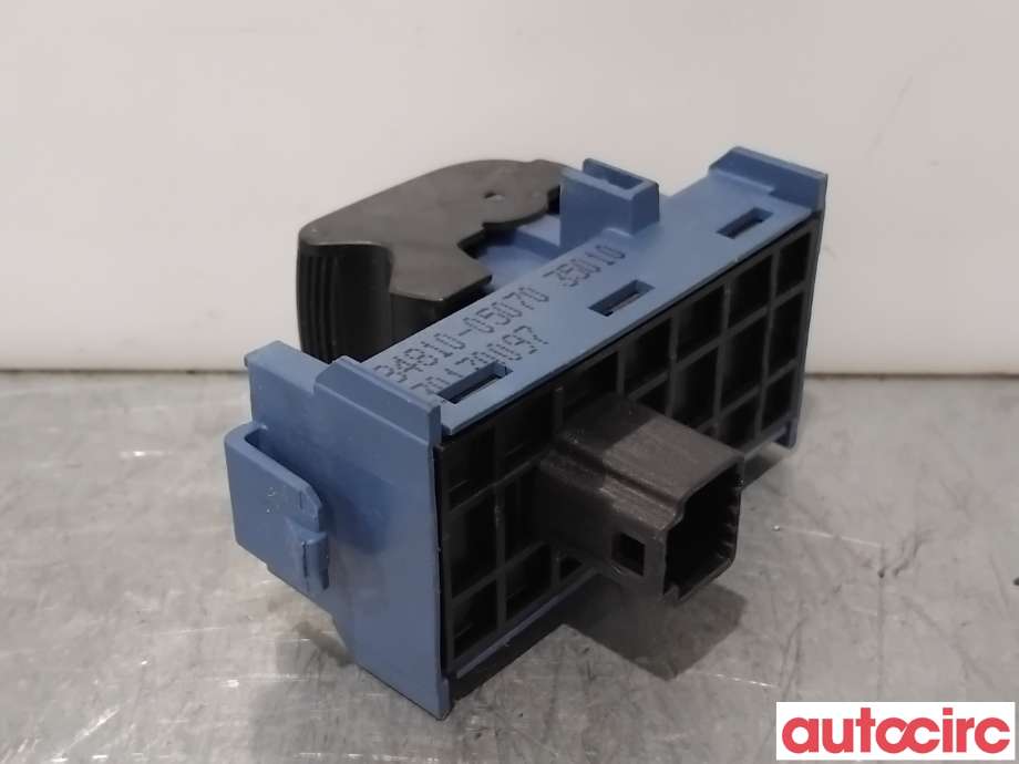 Bryter ruteheis til Toyota Avensis 2009-2015 (Type III, Fase 1)  (TOYOTA|8481005070||84810-05070)
