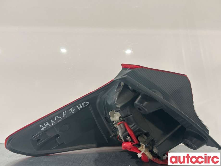 Baklykt høyre til Toyota Auris 2015-2019 (Type II, Fase 2)  (TOYOTA|8155102A51)