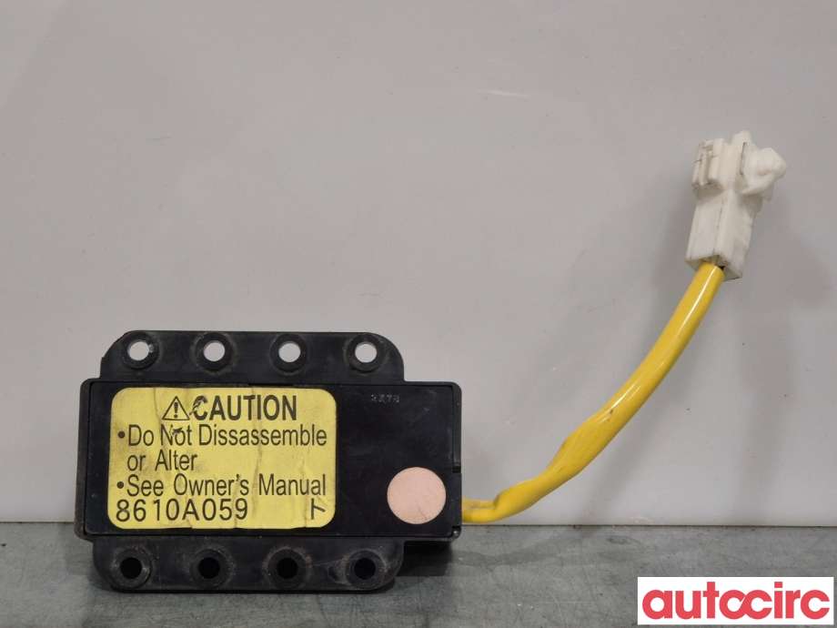 Bryter diverse til Mitsubishi Pajero 2007-2016 (Type IV, Fase 1)  (MITSUBISHI|8610A059)