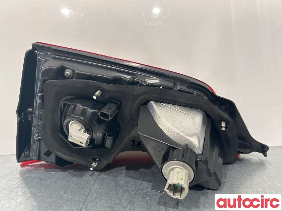 Baklykt venstre indre til Nissan Qashqai 2014-2021 (Type II)  (NISSAN|265554EA5C)