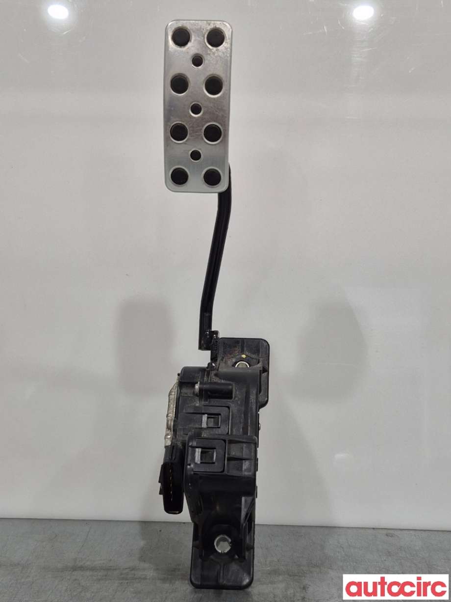 Pedal gass/brems/clutch til Mitsubishi Pajero, 2007-2016 (Type IV, Fase 1)  (MITSUBISHI|1600A031)