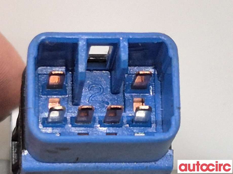 Bryter setevarme til Hyundai i20 2009-2014 (Type I)  (HYUNDAI|933301J1004X)