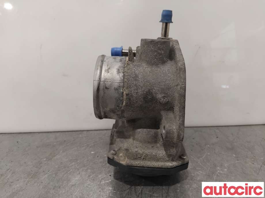Spjeldhus til Toyota Yaris 2012-2014 (Type III, Fase 1)  (TOYOTA|2203047040||22030-47040)