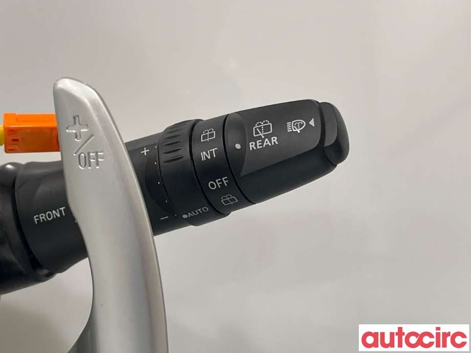 Bryter combi til Mitsubishi Outlander 2015-->> (Type III, Fase 2)  (MITSUBISHI|8600A749|)