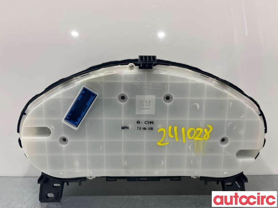 Instrumentpanel til Opel Astra J 2010-2015  (OPEL|13338435)